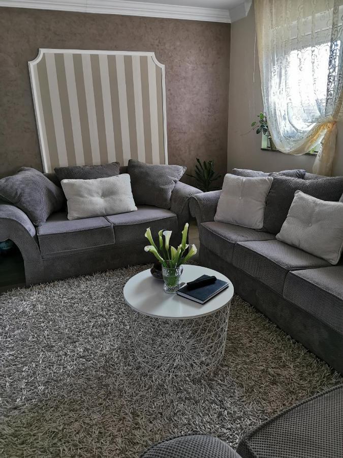 Lux Apartman Lena Белград Экстерьер фото